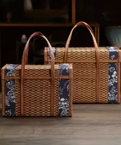 Retro-Style Bamboo Basket with Lid
