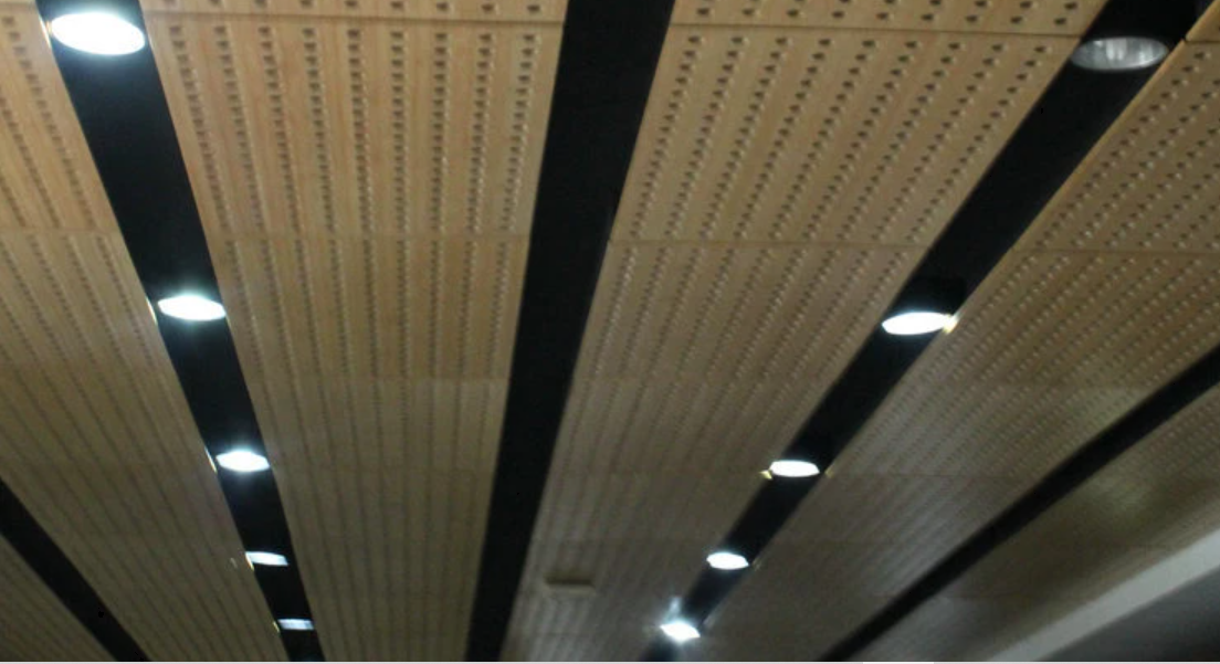 1-Massiv-bambus-3-lag-akustisk-vaegpanel-tagbeklaedning.png Tongue-and-Groove Solid Bamboo 3-Layer Acoustic Wall Panel or Ceiling Cladding