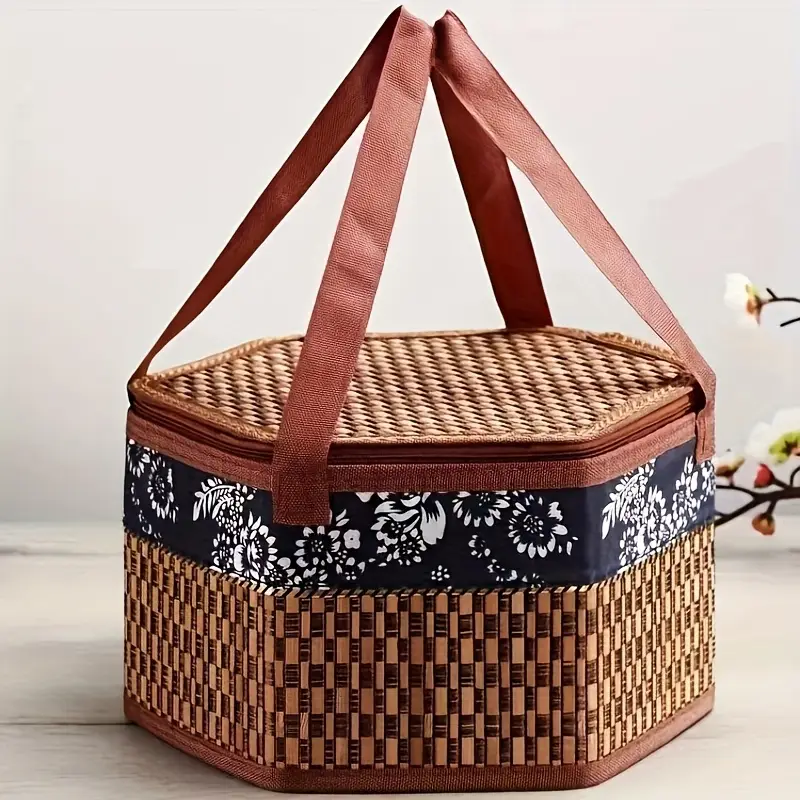 4796aab4-8a9a-4536-b6aa-f107475b5054.webp Reversible Woven Bamboo Storage Basket with Lid and Handle