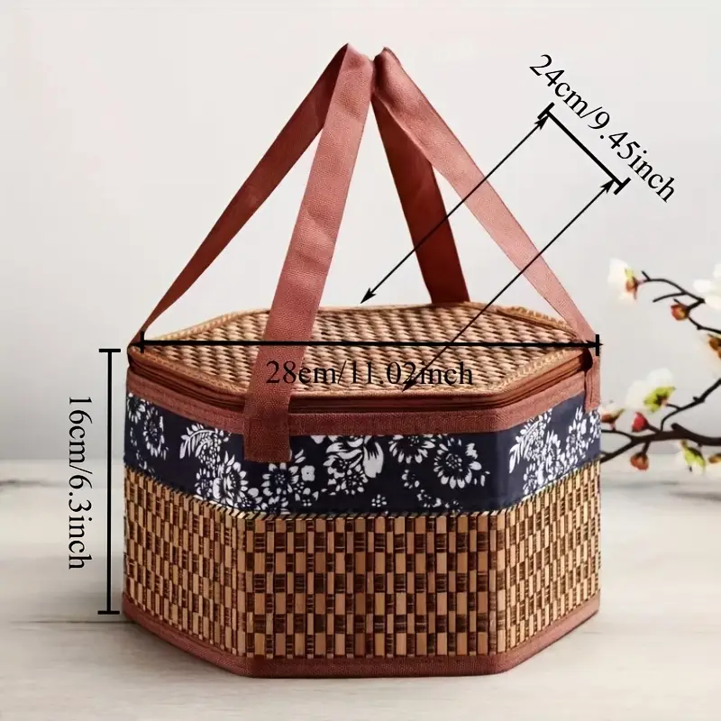 f0eb3156-908c-4840-96c4-edf40fb115b2.webp Reversible Woven Bamboo Storage Basket with Lid and Handle