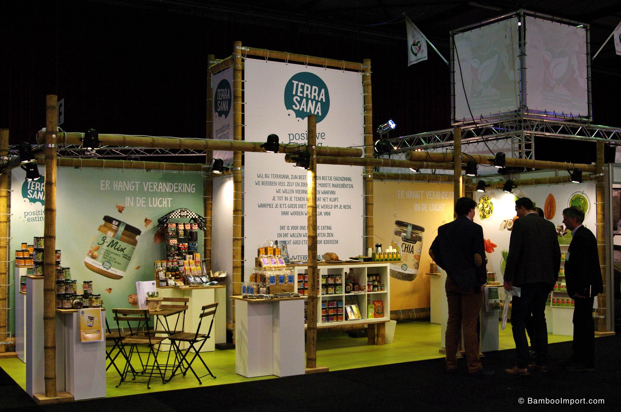 guadua_bamboepalen-007-2041x1356-2.jpg Guadua Bamboo Pole Ø 13-15 x 300 cm