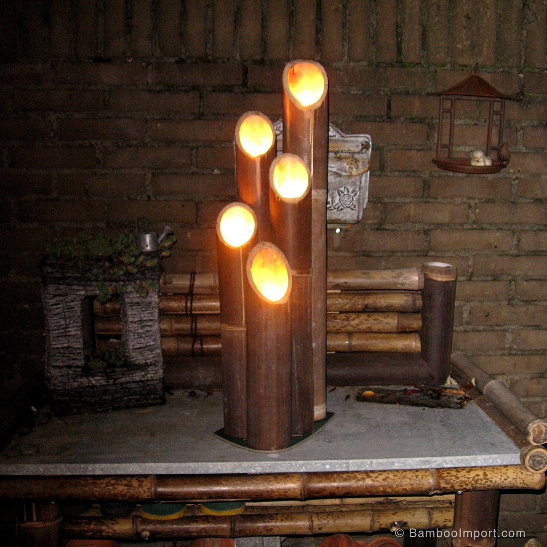 java-zwarte-bamboestokken-s7-1100x1100-1.jpg Java Black Bamboo Pole Ø 5-7 x 300 cm